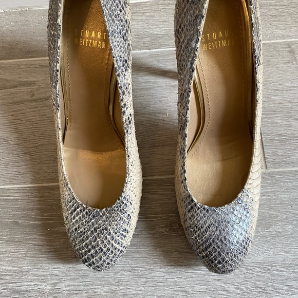 Stuart Weitzman snakeskin platform pumps - Picture 1 of 8